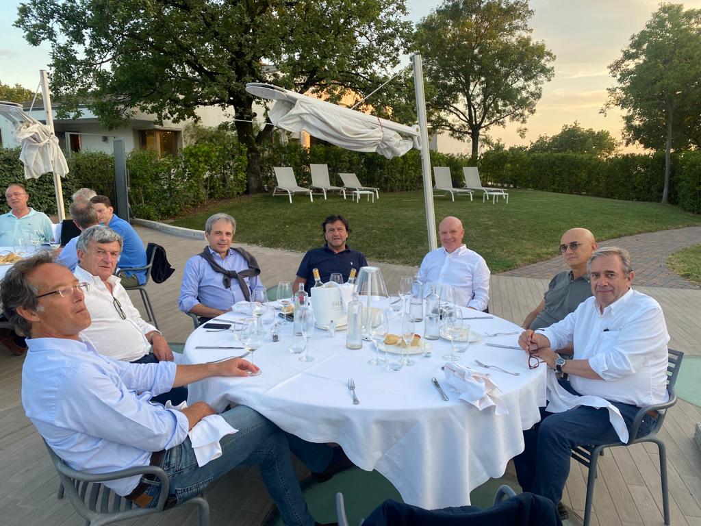 Conviviale alla Piscina del Golf Club Colli Berici